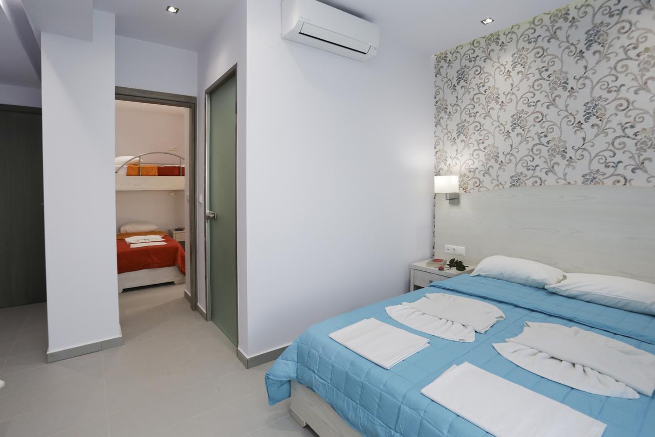 Hotel Akti 佩弗卡里 外观 照片